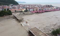 Ayancık ilçesinde selin yol açtığı tahribat drone ile görüntülendi