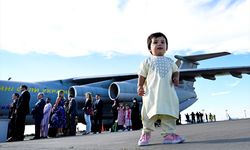 Ukrayna yaklaşık 360 kişiyi Afganistan'dan tahliye etti