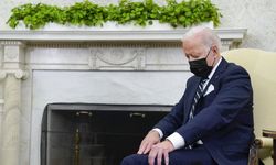 Hayrete düşüren görüntü: ABD Başkanı Biden, Naftali Bennett'i dinlerken uyudu!