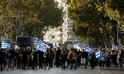 Selanik'te protestocular polisle çatıştı