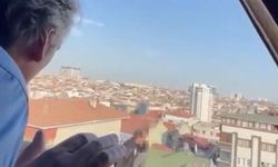 İstanbul Milletvekili Ahmet Hamdi Çamlı intihar etmek isteyen genci ikna etti!