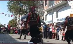 Bu neyin kurtuluşu? Edremit'te kurtuluş töreninde skandal!