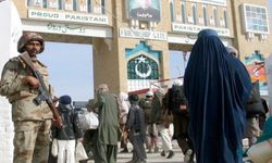 Afganistan ve Pakistan arasında 'kadınlara kötü muamele' çatışması!