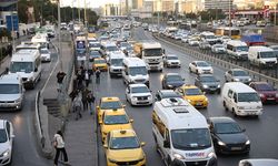 İstanbul'da trafik yoğunluğu yaşanıyor