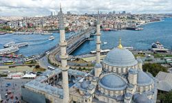3,5 asırlık Yeni Cami tarihinin en kapsamlı restorasyonundan geçiyor