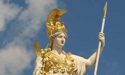 Athena kimdir? Yunan tanrısı Athena...