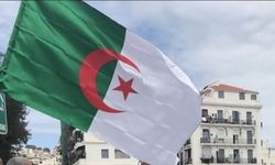 Macron'un "Osmanlı sömürgeciydi" suçlamasına tokat gibi cevap!