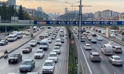 İstanbul'da trafik yoğunluğu yaşanıyor