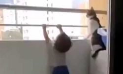 Bazı kahramanların pelerini yoktur