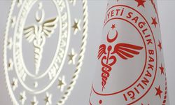 Aşısızların ve temaslı öğrencilerin karantina süresi değişti