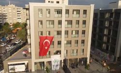 TOKİ depremzedelere ev yaptı, CHP'li belediye de 400 bin liralık heykel için ihaleye çıktı