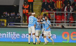 Trabzonspor deplasmanda kazandı, liderliğini sürdürdü