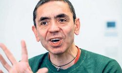 Uğur Şahin boynundan nazar boncuklu kolyesini hiç çıkarmıyor