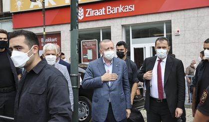 Cumhurbaşkanı Erdoğan cuma namazını Güneysu Merkez Camisi'nde kıldı