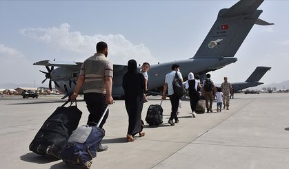 Kabil'deki 200’ü aşkın Türk vatandaşı için 'uçan kale' ile tahliye operasyonu