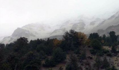 Antalya'nın yüksek kesimlerine kar yağdı