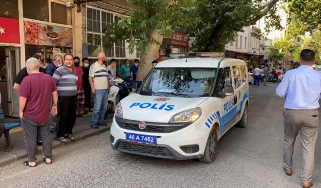Kahramanmaraş'ta bir kişiyi cami avlusunda öldürdüğü iddiasıyla gözaltına alınan zanlı tutuklandı