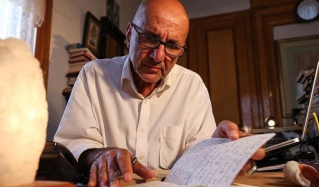 Yazar Hayati Sır: Kalbin aşk haliyle aklın bilimsel ilerleyişini bir araya getirmezsek bilgi eksik kalır