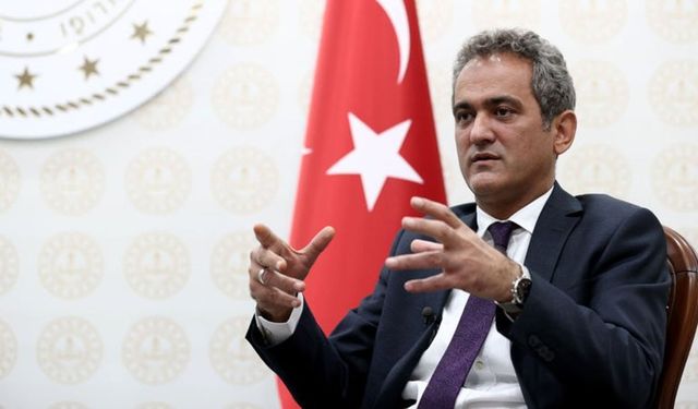 Vakalar artarsa okullar kapanır mı? Bakan Özer son noktayı koydu...