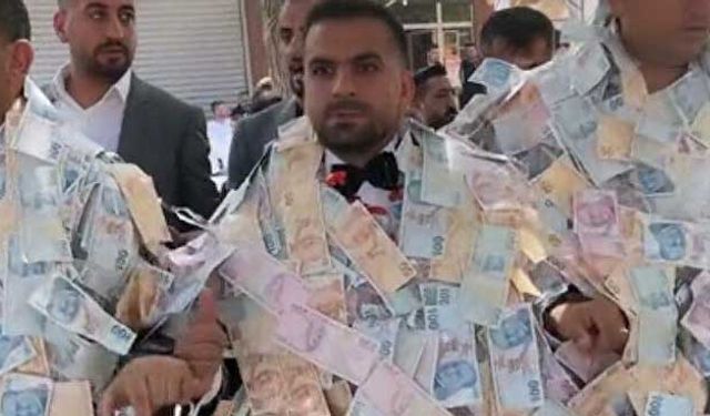 Aşiret düğününde damadı para ağacına çevirdiler!