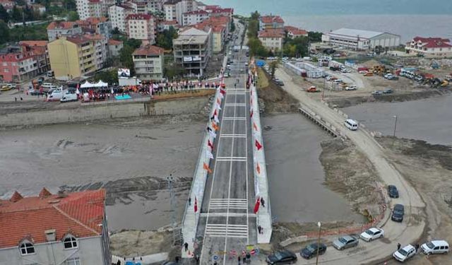 Selde yıkılan Çatalzeytin Köprüsü yeniden inşa edildi! Açılışı Bakan Karaismailoğlu yaptı...