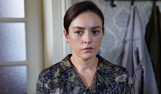 Ezgi Mola'ya Musa Orhan'a hakaretten para cezası