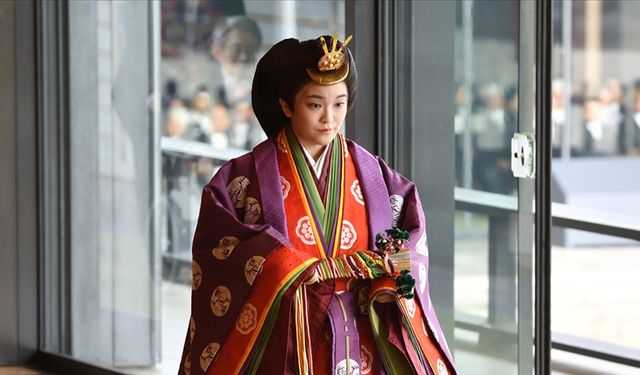 Japonya'da Prenses Mako, Komuro Kei ile evlendi