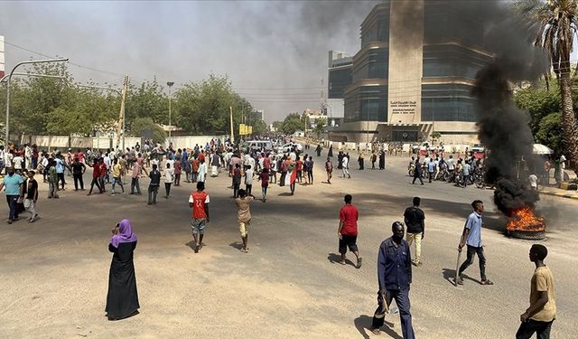Sudan'daki 'darbe karşıtı' gösterilerde 21 kişi yaralandı