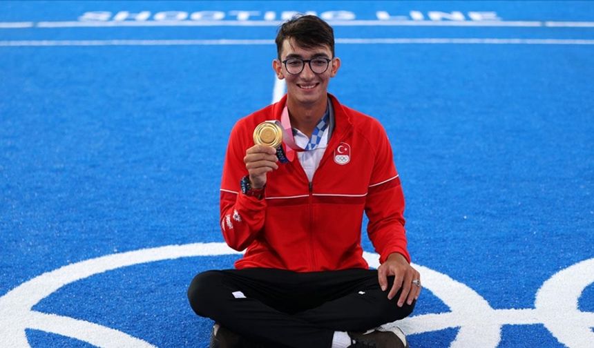 Olimpiyat Şampiyonu Mete Gazoz'dan takipçilerine mesaj