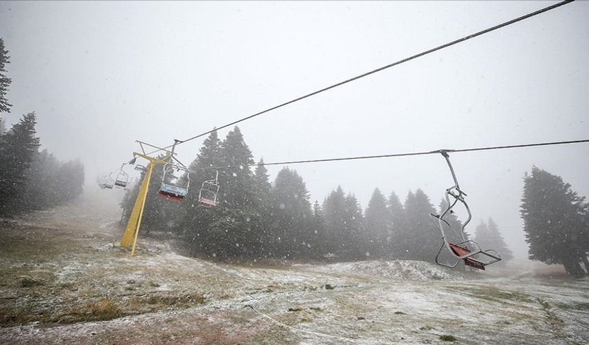 Uludağ ile Ilgaz'a mevsimin ilk karı yağdı