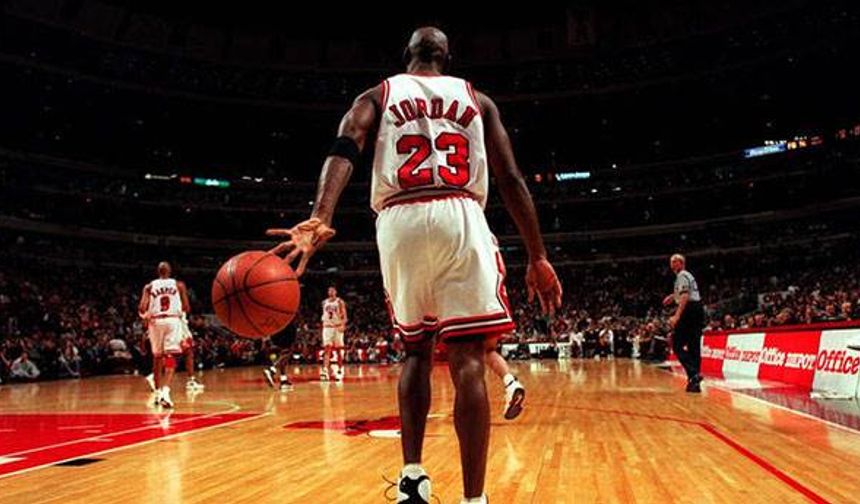 Çıldırtan rakam! Michael Jordan'ın ayakkabısı 1.47 milyon dolara satıldı...