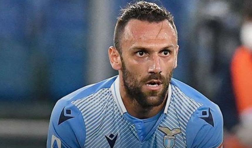 Vedat Muriqi'in eşi transferi işaret etti